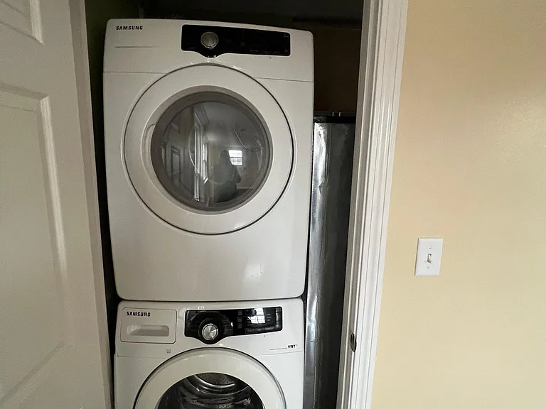 75 Whitney Ave #4 — Photo 10