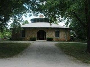 25003 Crescent Hill Rd, Paola, KS 66071