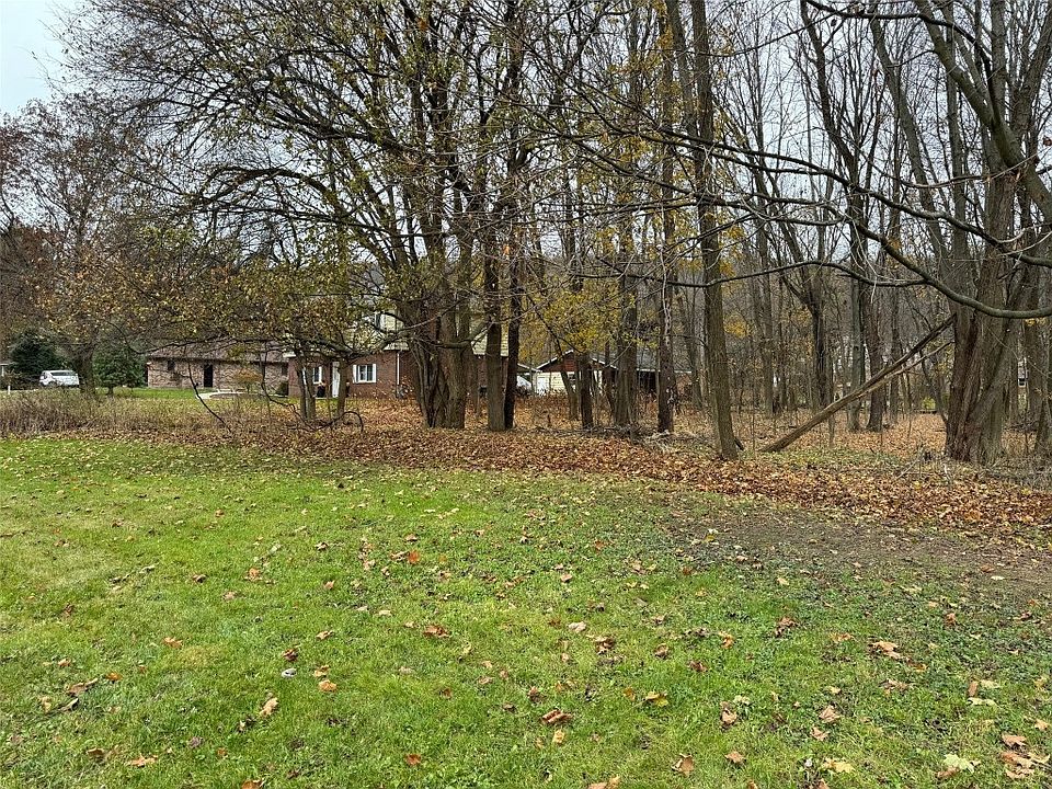 1st image of 12 Barney Ct
