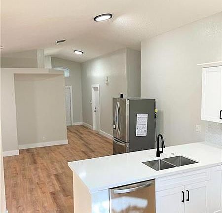 4th image of 5920 E Grand Duke Cir