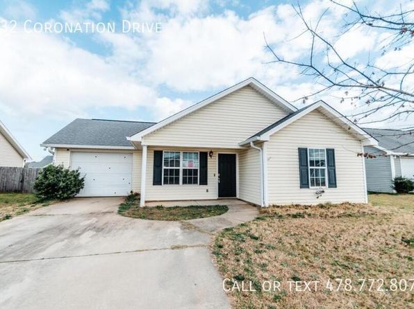 132 Coronation Dr