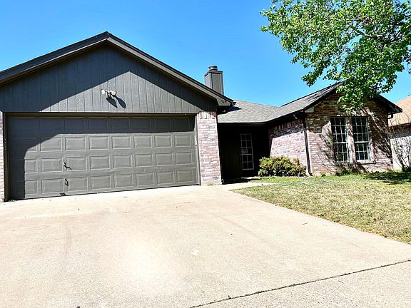 2nd image of 519 Baylor Dr