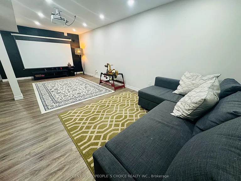 6026 Clover Ridge Cres — Photo 24