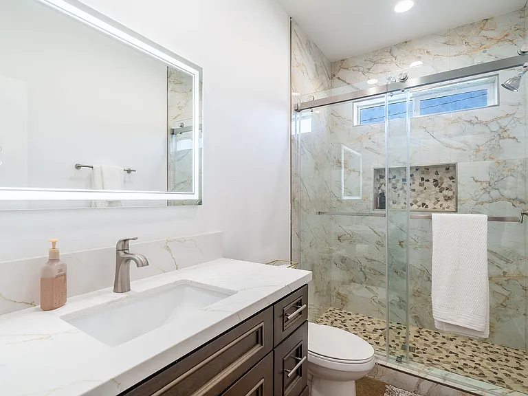 15553 Avenue Manzana — Photo 14