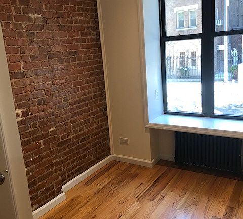 2nd image of 210 W 82nd St #1F