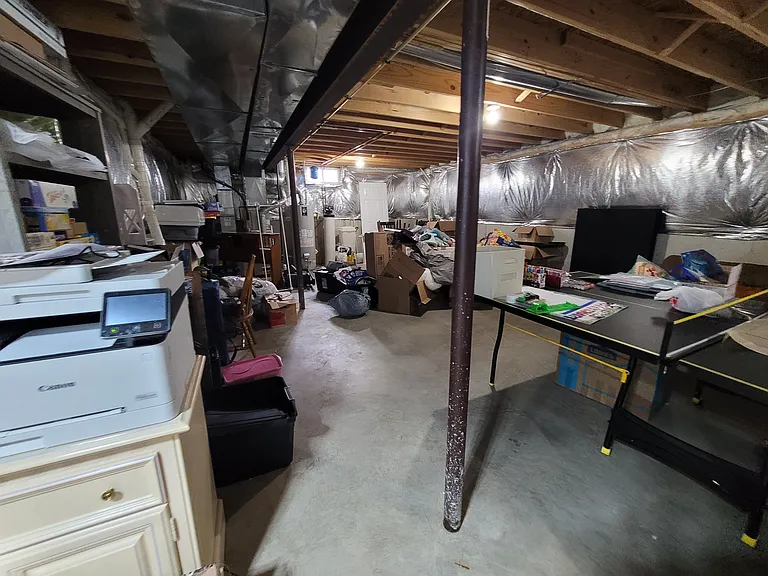 335 Thompson Dr — Photo 27