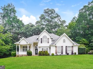 100 Inland Cir, Newnan, GA 30263