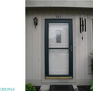 2nd image of 741 McDonell Pl