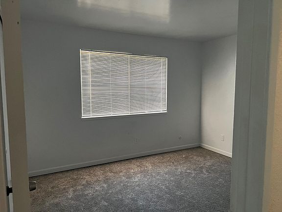 3rd image of 2716 Barcelona Dr