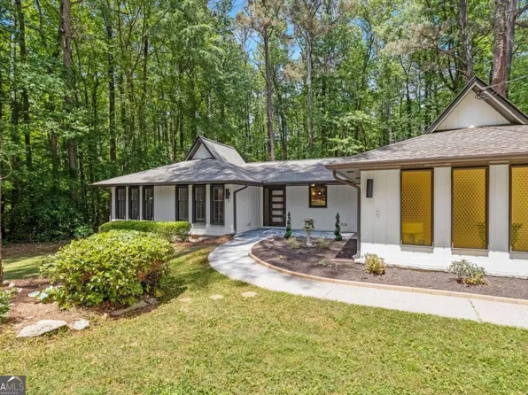 4308 Smithsonia Dr, Tucker, GA 30084
