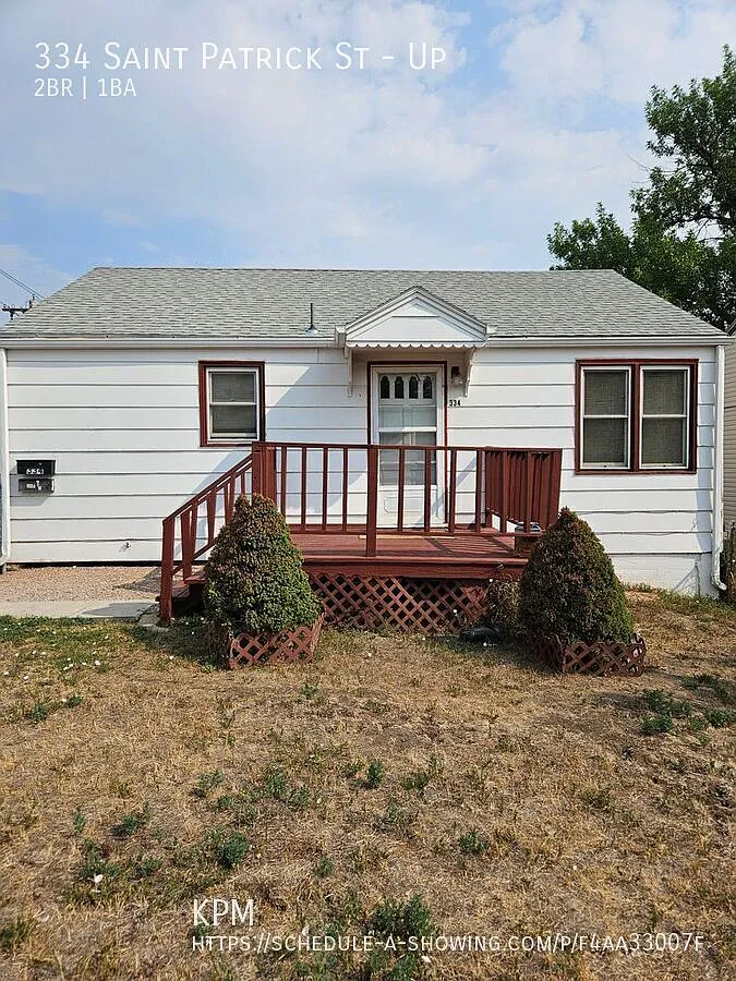2 Bed | 1 Bath | Upper-Level Duplex | Utilities Included — Photo 1