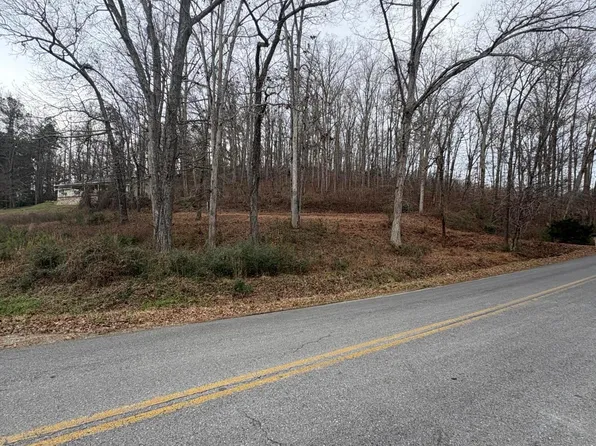 3135 Old Crider Rd, Rocky Face, GA 30740