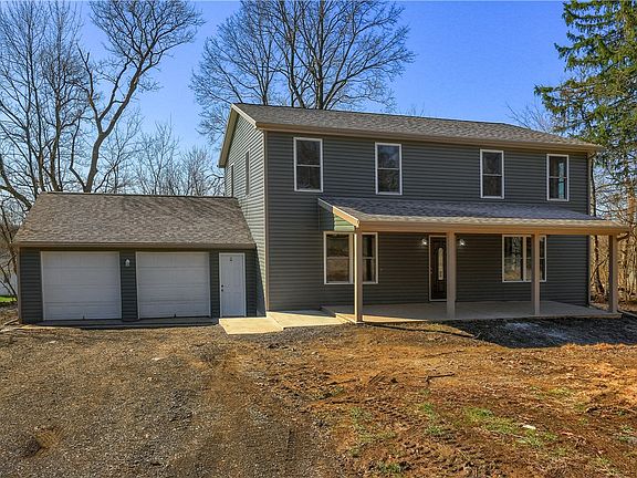2nd image of 438 Evergreen Ave