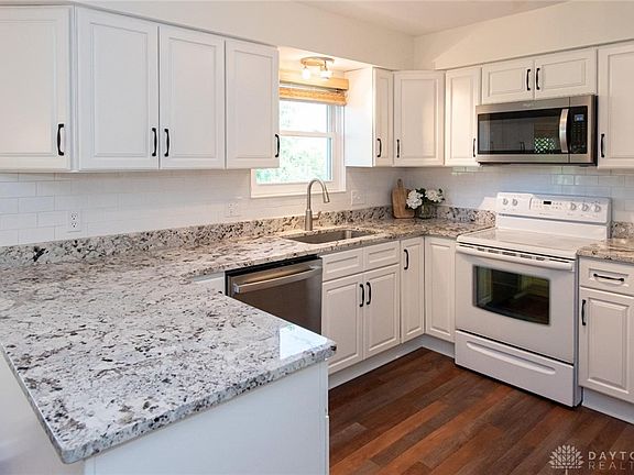 2nd image of 7007 Lookout Ct
