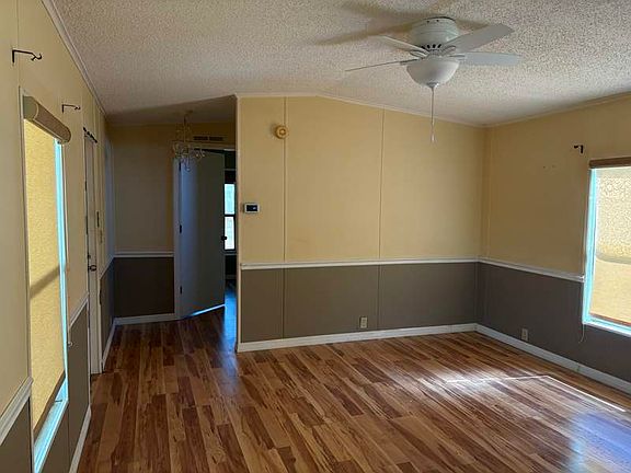 2nd image of 8809 Twitty Rd