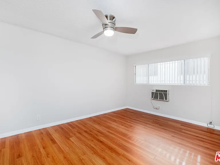 1023 N Laurel Ave #2 — Photo 13