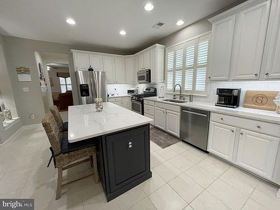3rd image of 16660 Howard Millman Ln