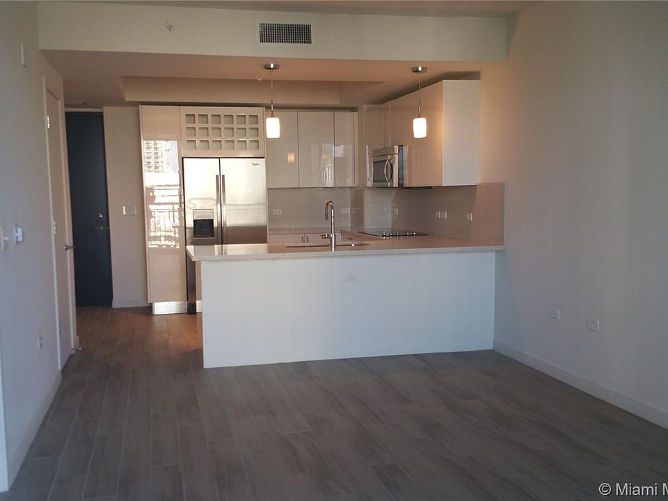 1st image of 999 SW 1st Ave APT 2608