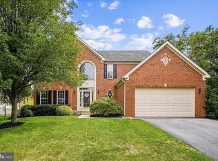 634 Spring Meadow Dr, Westminster, MD 21158