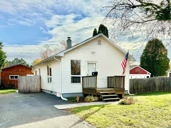 332 20th St, Cloquet, MN 55720