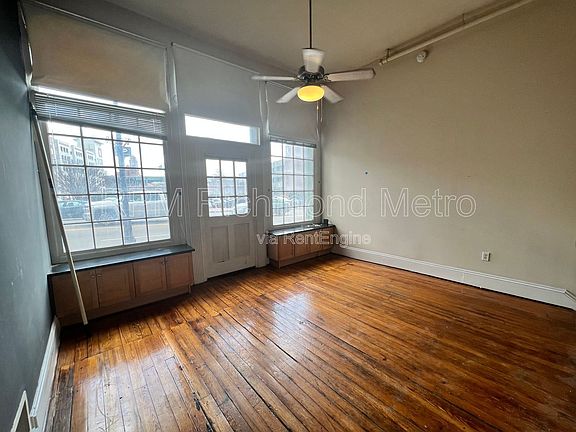 3rd image of 1321 1/2 E Main St APT C13