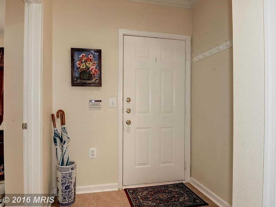Foyer entry