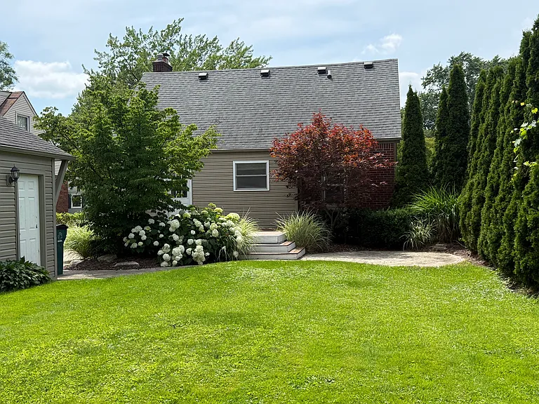 1846 Oakshire Ave — Photo 27