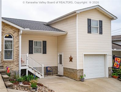 16 Marie Dr, Hurricane, WV, 25526