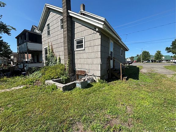 4th image of 211 E Whitesboro St