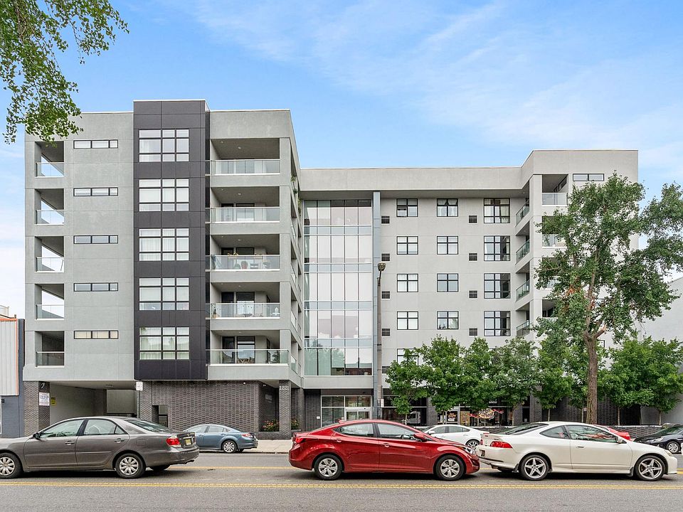 1st image of 1231 S Broad St #206