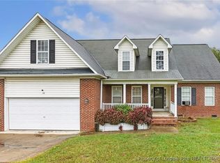 10 Pender Rd, Spring Lake, NC 28390