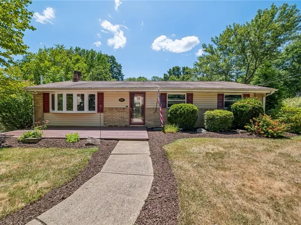 609 Greenspring Dr, Gibsonia, PA 15044