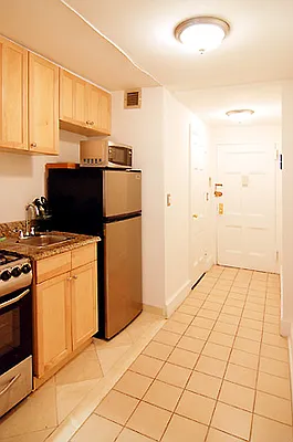 Rented by WAM Partners - William Moses Co. | media 32