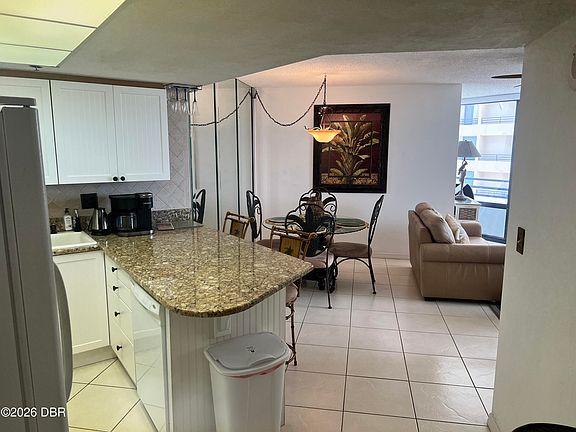 5th image of 3013 Atlantic Ave #502