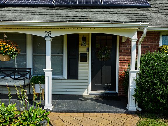 3rd image of 28 Trellis Rd