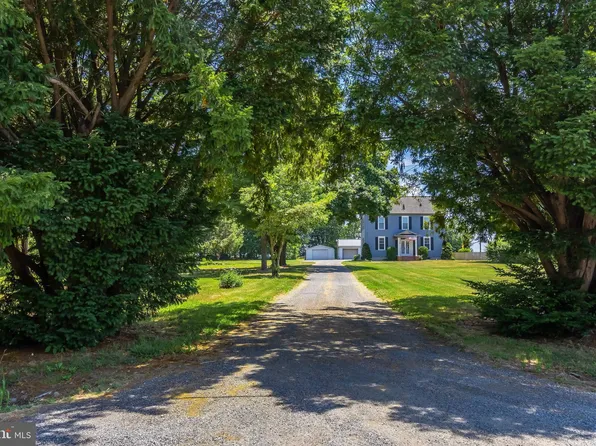 106 Sharptown Auburn Rd, Pilesgrove, NJ 08098