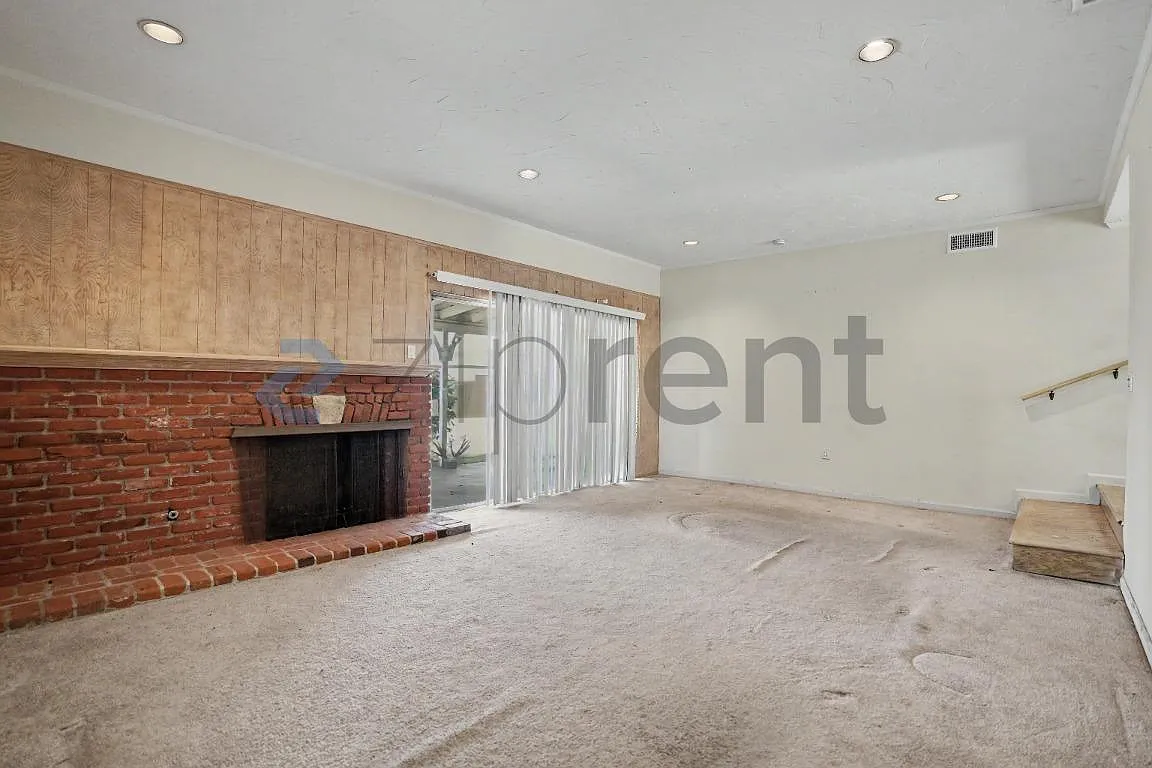 4 bed, 2.5 bath, 1861 sqft, $4,125 — Photo 4