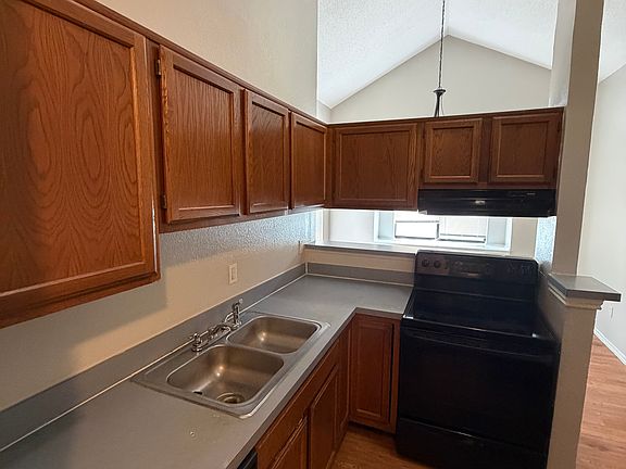 4th image of 4122 Cochise Dr