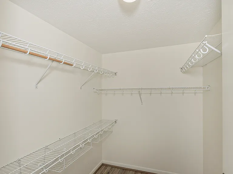 26101 Village Ln #107 — Photo 8