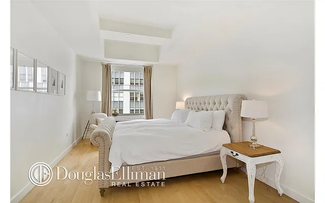 Rented by Douglas Elliman | media 15