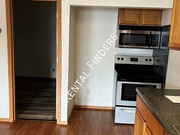 2nd image of 222 E Main St #3