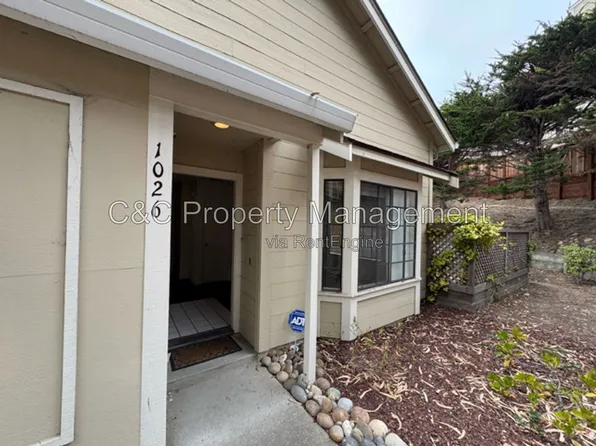 1026 Olympic Ln, Seaside, CA 93955