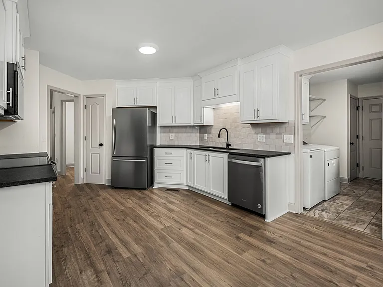 1015 Brinkley Rd — Photo 14