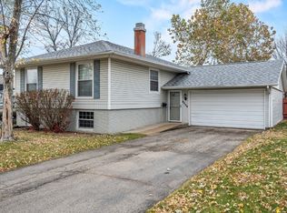6238 Underwood Ave SW, Cedar Rapids, IA 52404
