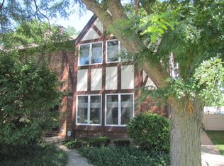 1516 W Touhy Ave UNIT A, Park Ridge, IL 60068