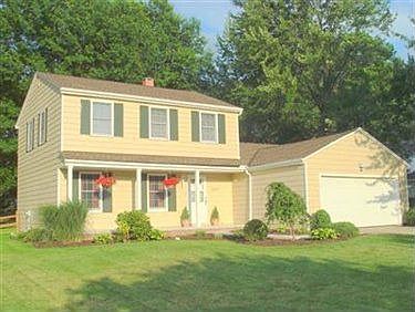 1st image of 15619 Indianhead Ln