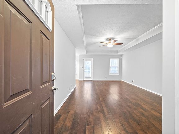 5th image of 3257 Veranda Cir