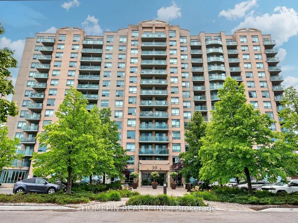 39 Oneida Cres #1103, Richmond Hill, ON L4B 4T9