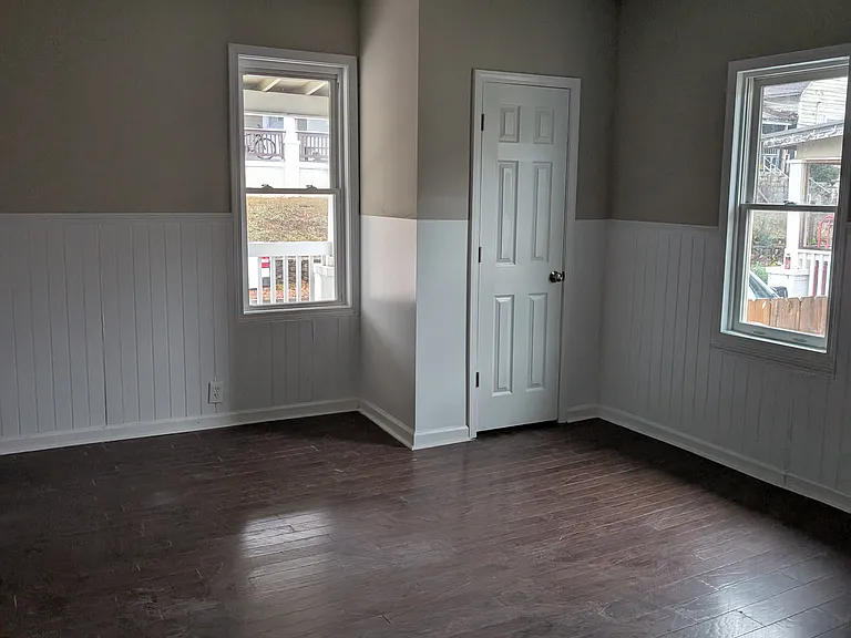 25 Montgomery St #A — Photo 9