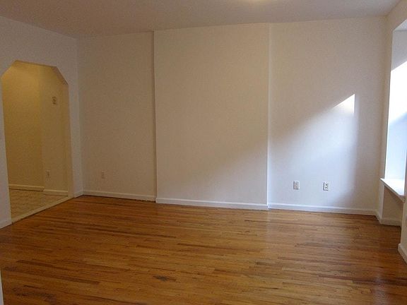 4th image of 347 E 58th St #7F
